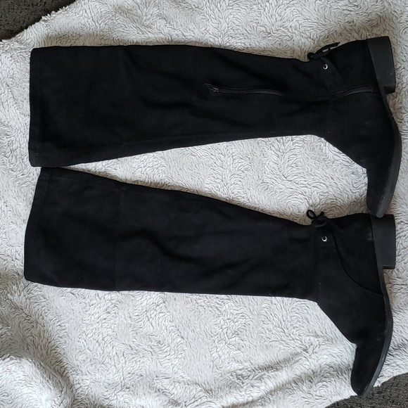 Over-the-knee boots 👢 - Picture 4 of 5